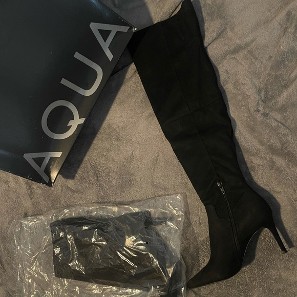 ❤️‍🔥AQUA Heeled Boots❤️‍🔥 - Picture 4 of 6